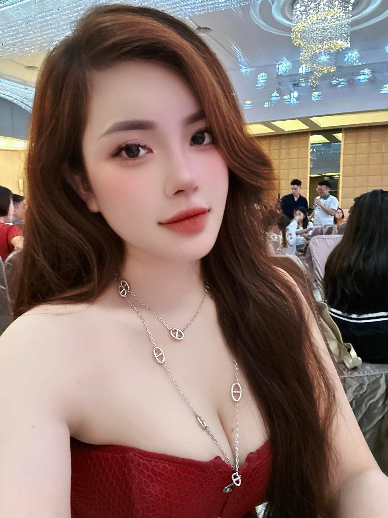 Profile image of Herley in Centre 中心, China