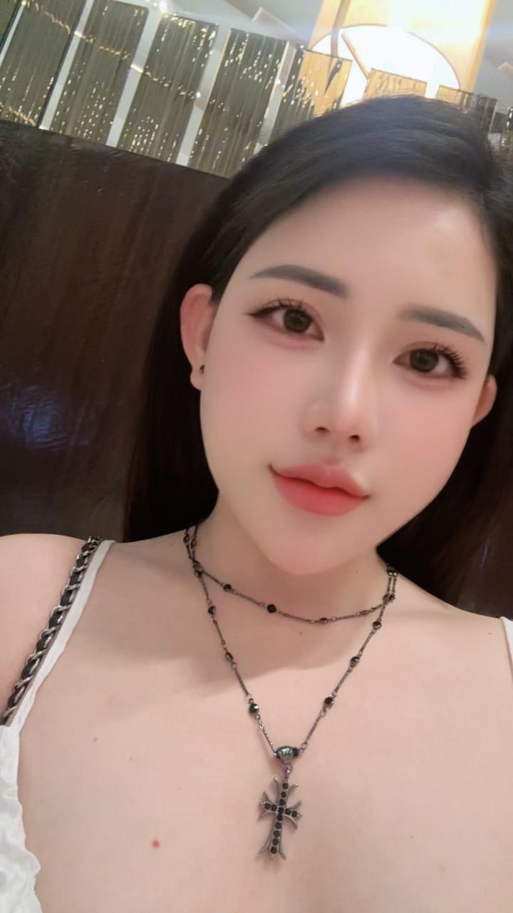 Profile image of Herley in Centre 中心, China